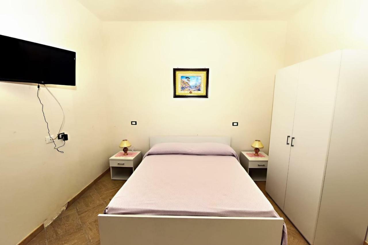 Appartamenti Del Sole 兰佩杜萨 外观 照片